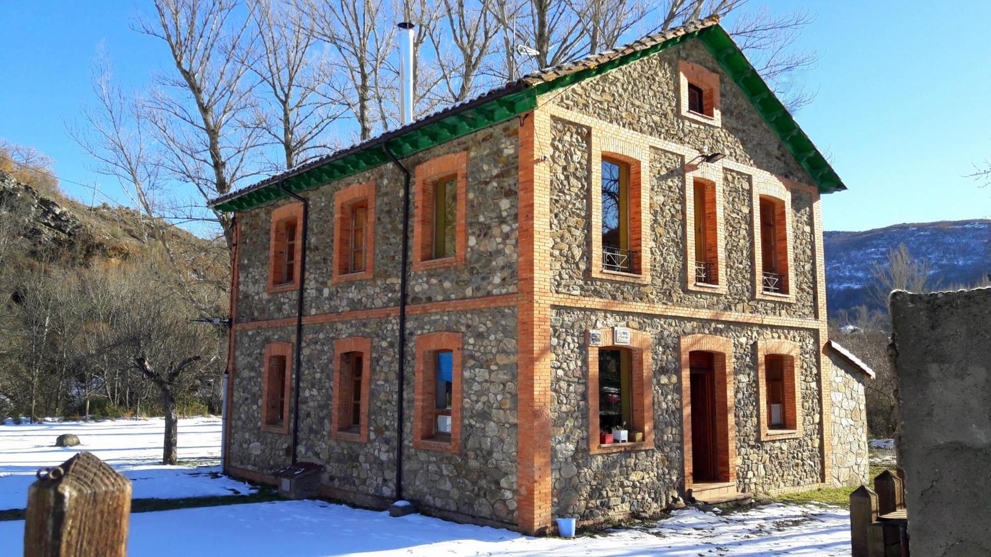 El Refugio De Valporquero Villa Vegacervera Eksteriør billede